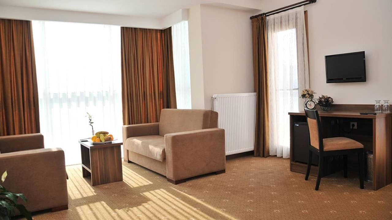 Obam Termal Resort Hotel Ve Spa Sindirgi Exterior foto